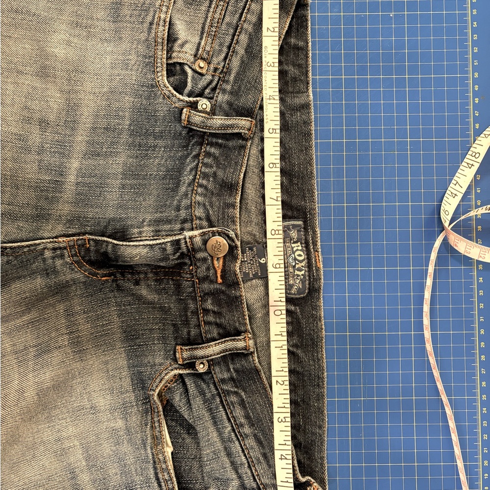 Vintage Roxy Jeans sz 9 - Picture 8 of 14